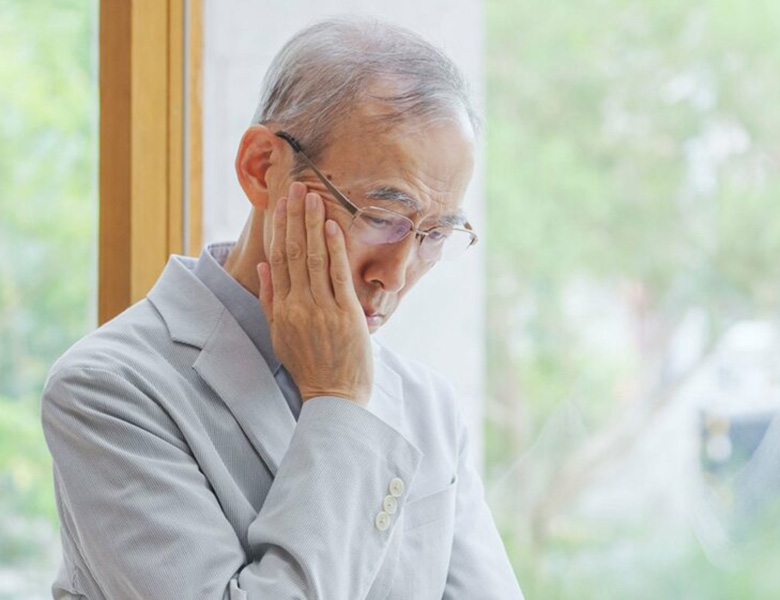堺市西区の歯医者さん、諏訪ノ森歯科・矯正歯科の矯正歯科の歯を失った方へ